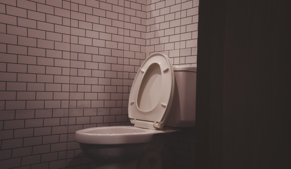 Wéi kaaft een eng gutt Toilettesëtz?