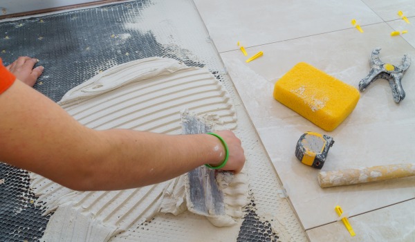 Quel adhésif pour carrelage choisir ?