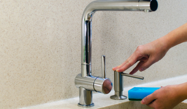 Wéi e Kiche-Spender soll ech wielen?