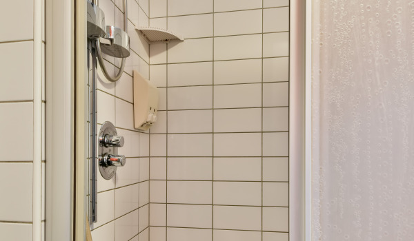 Wéi wielt een e Punktduschset aus?