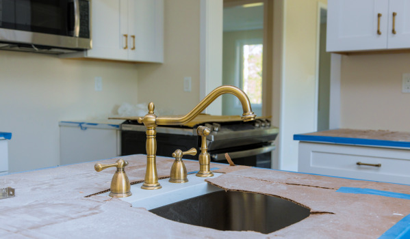 Cuisine élégante - robinets de cuisine rétro