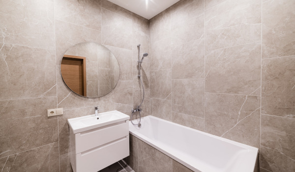 Stolwanne oder Acryllwanne?