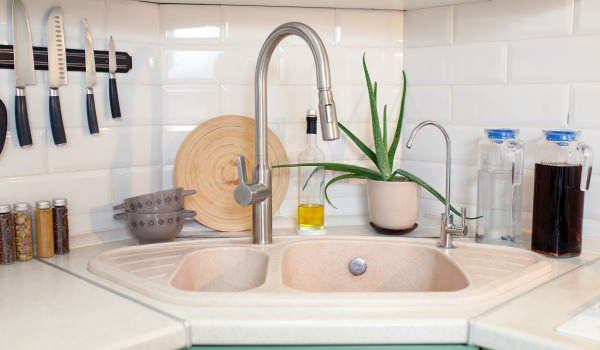 Évier d'angle dans la cuisine - est-ce pratique?