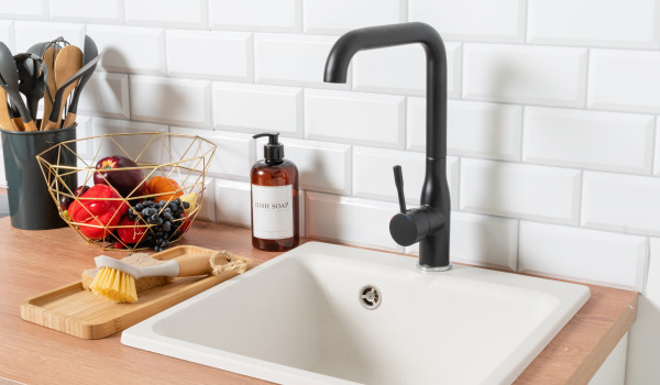 Granit ou acier - quel évier de cuisine choisir ?