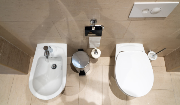WC et bidet – combien d'espace est nécessaire pour créer une salle de bain fonctionnelle?