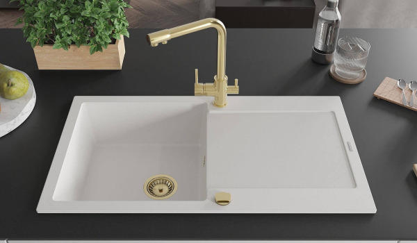 Jak zamontować baterię w zlewozmywaku?