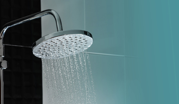 Wéi funktionéiert eng Reewaasserduusch?